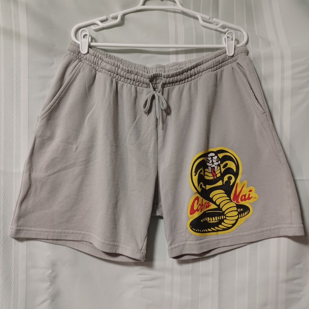Bioworld Cobra Kai Mens Gray Fleece Sweat Shorts XL‎ 40/42 Karate Kid Netflix